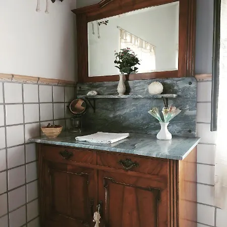 Il Pozzo Di Vivalpa Bed & Breakfast 3*